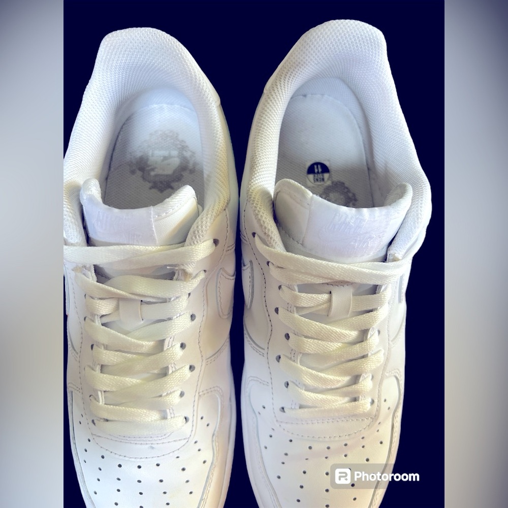 Nike Air Force 1  Triple White